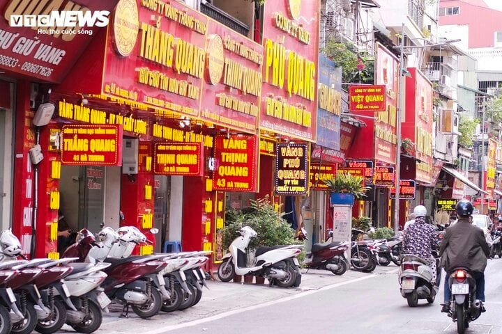 vang cho den gia cao ngat, de ban, kho mua hinh anh 1